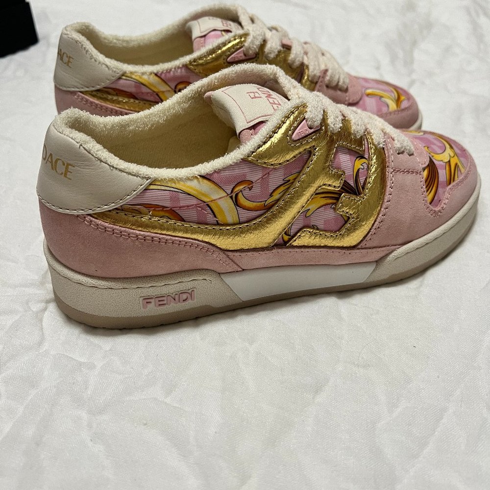 Fendi Match - Fendace Printed Pink Satin Low Top Sneakers - Picture 8 of 9